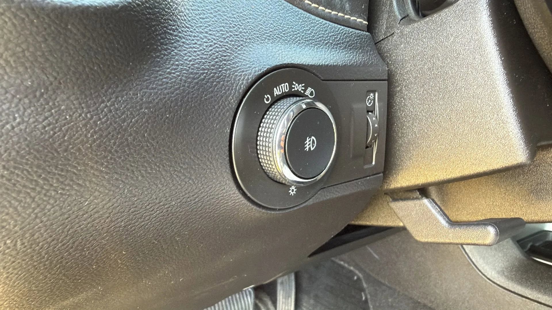 Used 2015 Chevrolet Camaro SS w/ Rear Vision Package image 24