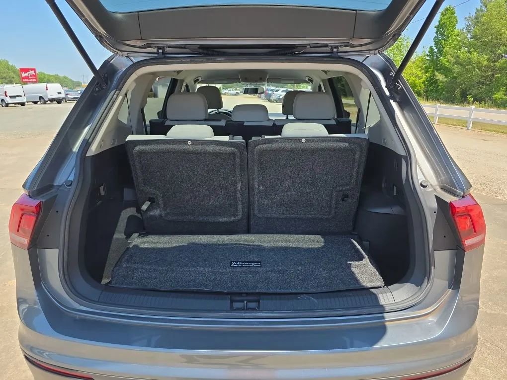Used 2020 Volkswagen Tiguan S FWD image 44