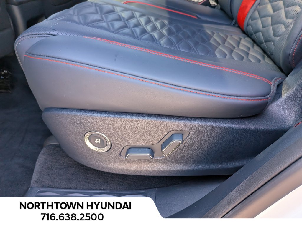 Used 2025 Genesis GV80 3.5T e-SC AWD/4WD image 16
