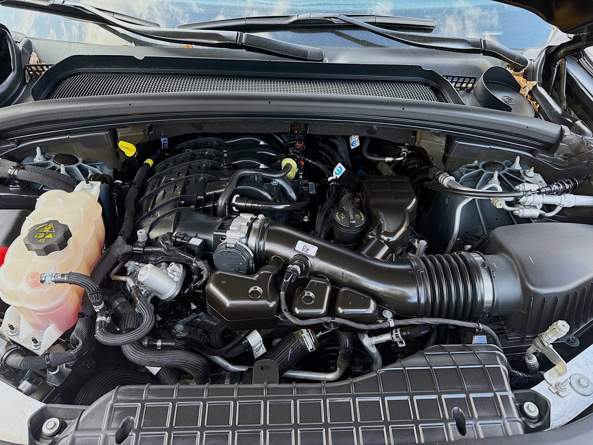 Used 2024 Jeep Grand Cherokee L Limited w/ Luxury Tech Group II image 35