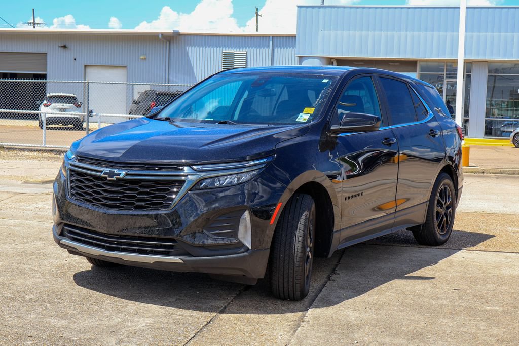 Used 2024 Chevrolet Equinox LT w/ LPO, Blackout Package FWD image 23
