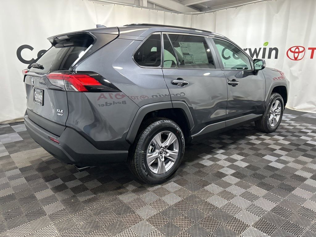 Used 2025 Toyota RAV4 XLE image 8