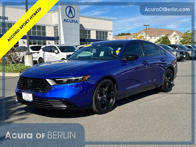 Used 2025 Honda Accord Sport image 1