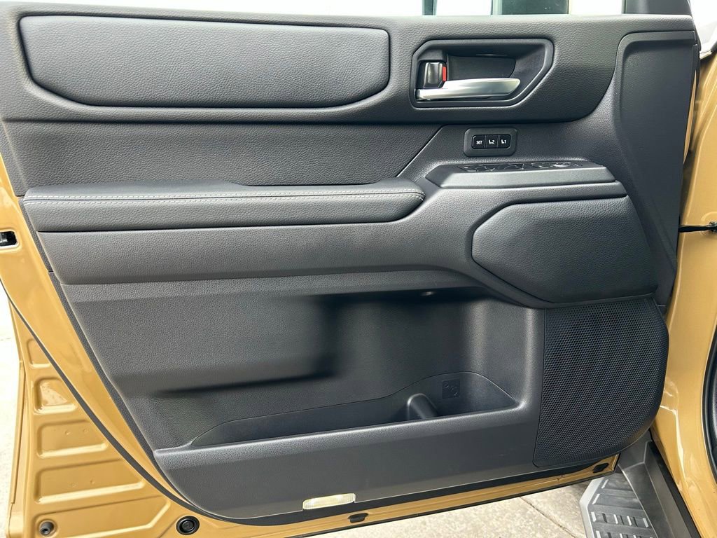 Used 2025 Toyota Land Cruiser image 11