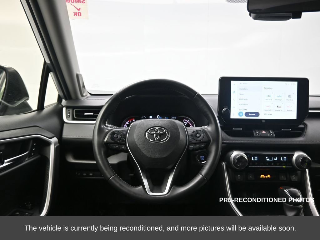 Used 2023 Toyota RAV4 XLE Premium image 33