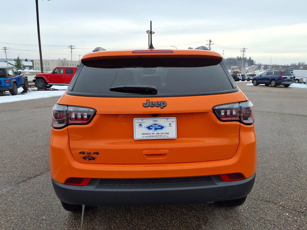 New 2026 Jeep Compass Latitude AWD/4WD image 4