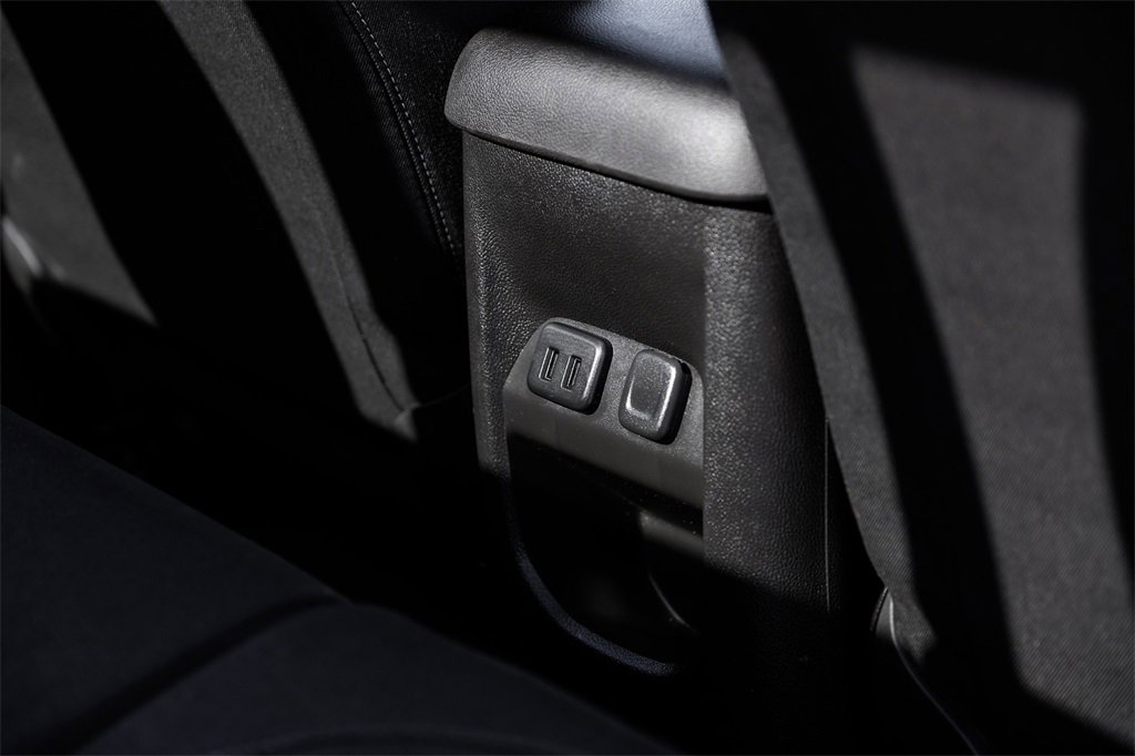 Used 2016 Chevrolet Colorado LT w/ LT Convenience Package image 36