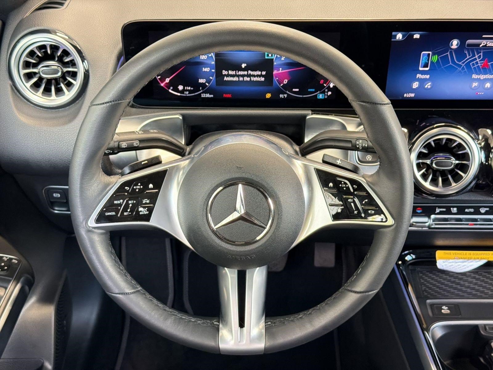 Used 2026 Mercedes-Benz GLB 250 4MATIC image 18