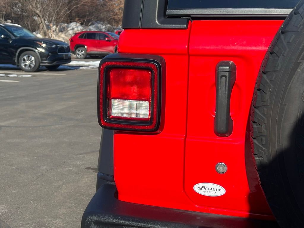 Used 2018 Jeep Wrangler Unlimited Sport S image 21
