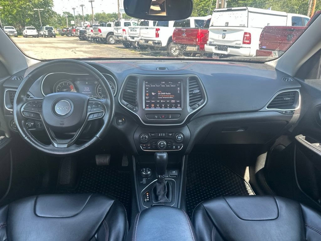 Used 2021 Jeep Cherokee Trailhawk w/ Sun, Sound & Nav Group AWD/4WD image 19