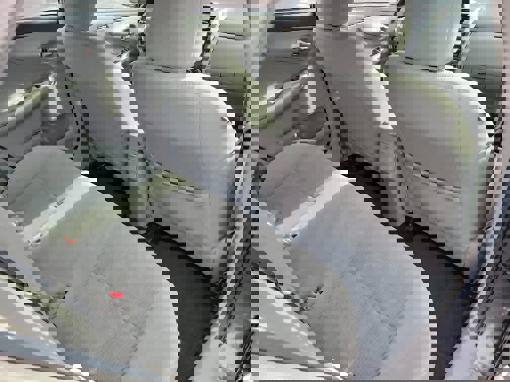 Used 2013 Toyota Corolla LE image 21