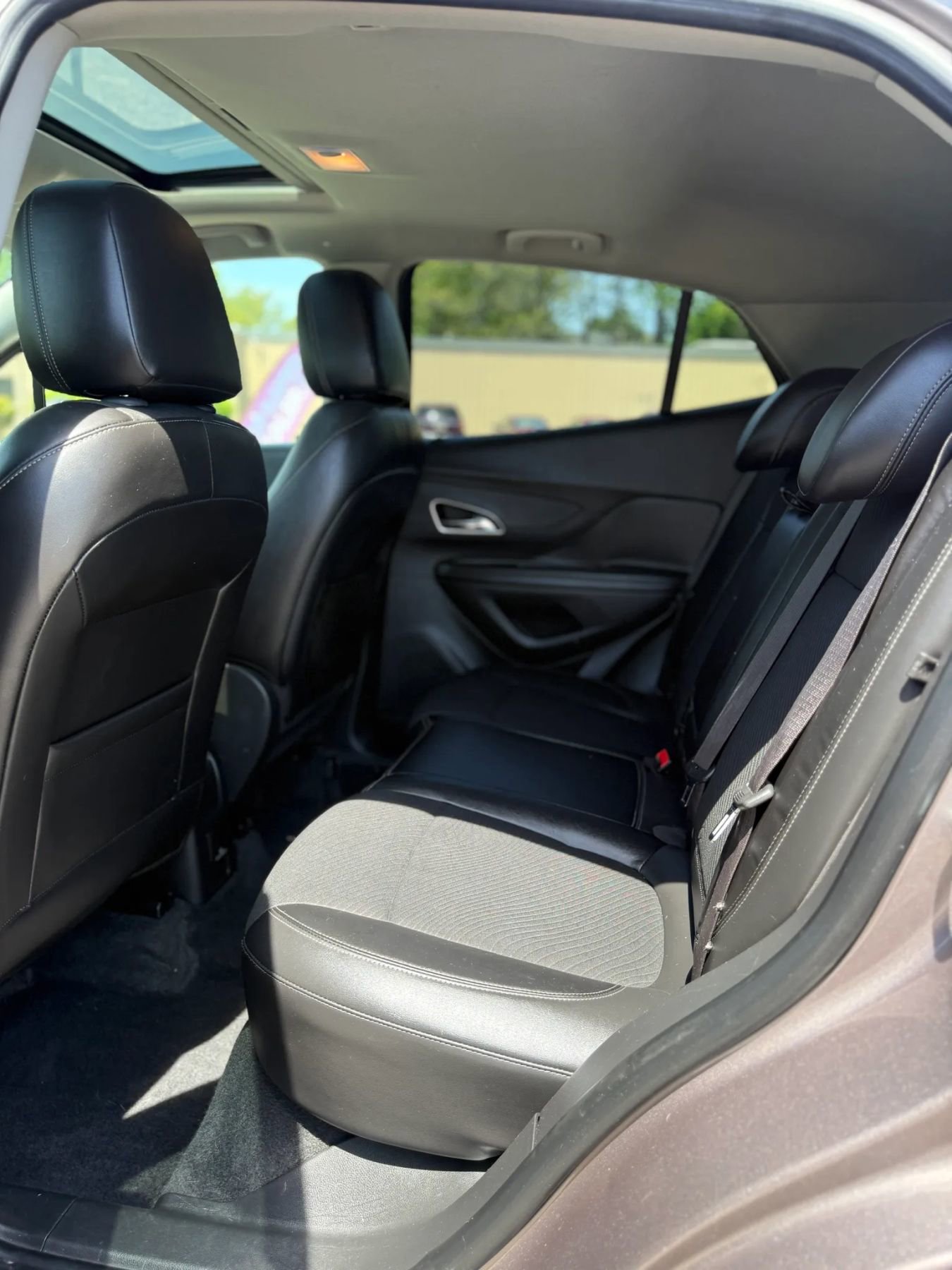 Used 2013 Buick Encore Convenience AWD/4WD image 21