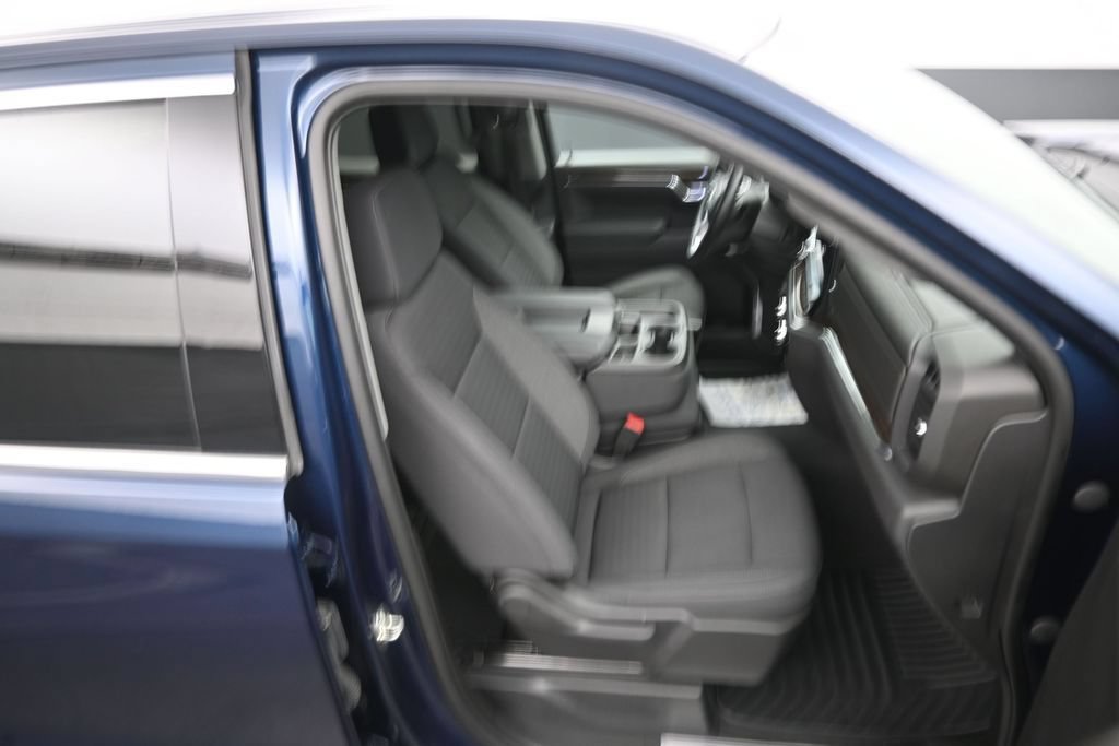 Used 2023 GMC Sierra 1500 SLE AWD/4WD image 11