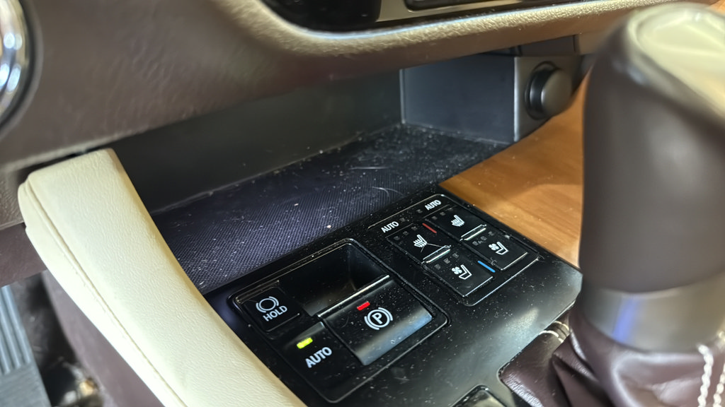Used 2019 Lexus RX 350 AWD w/ Navigation Package image 28
