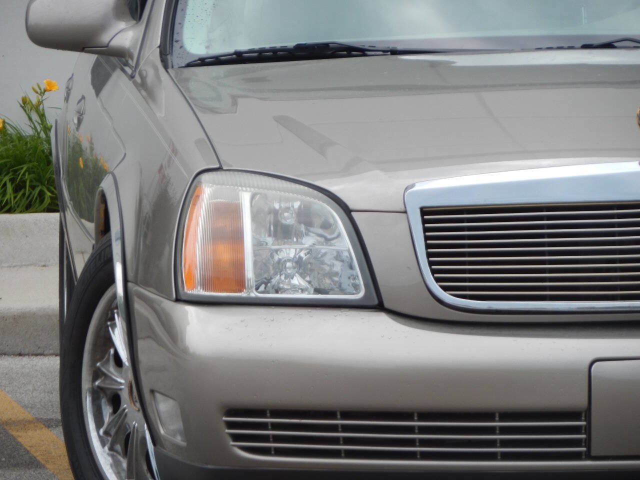 Used 2002 Cadillac De Ville FWD image 7