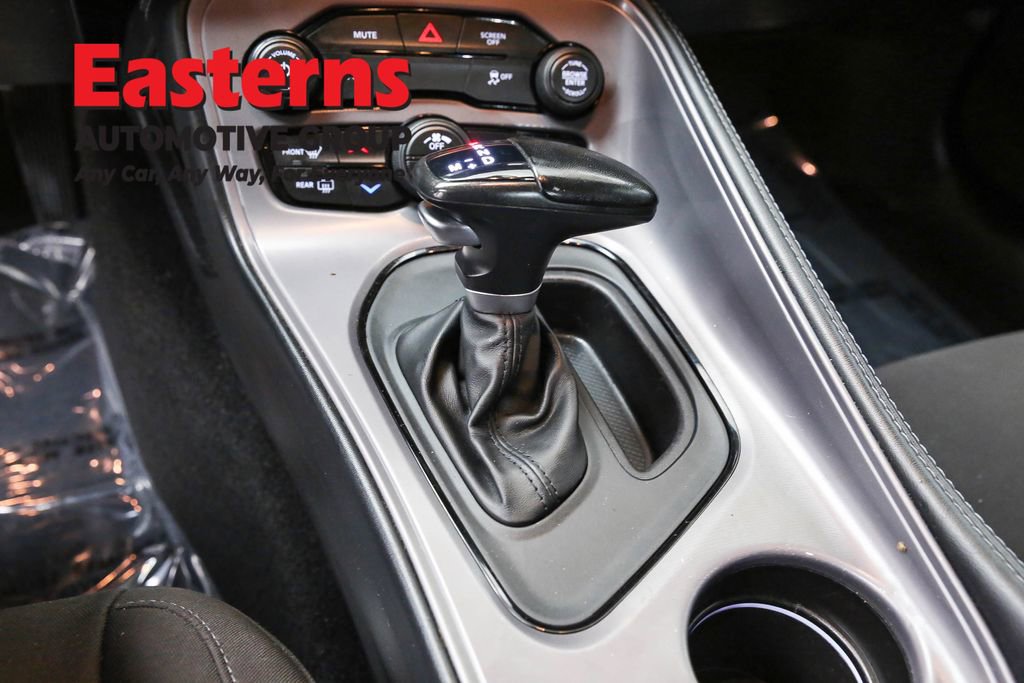 Used 2023 Dodge Challenger SXT image 13