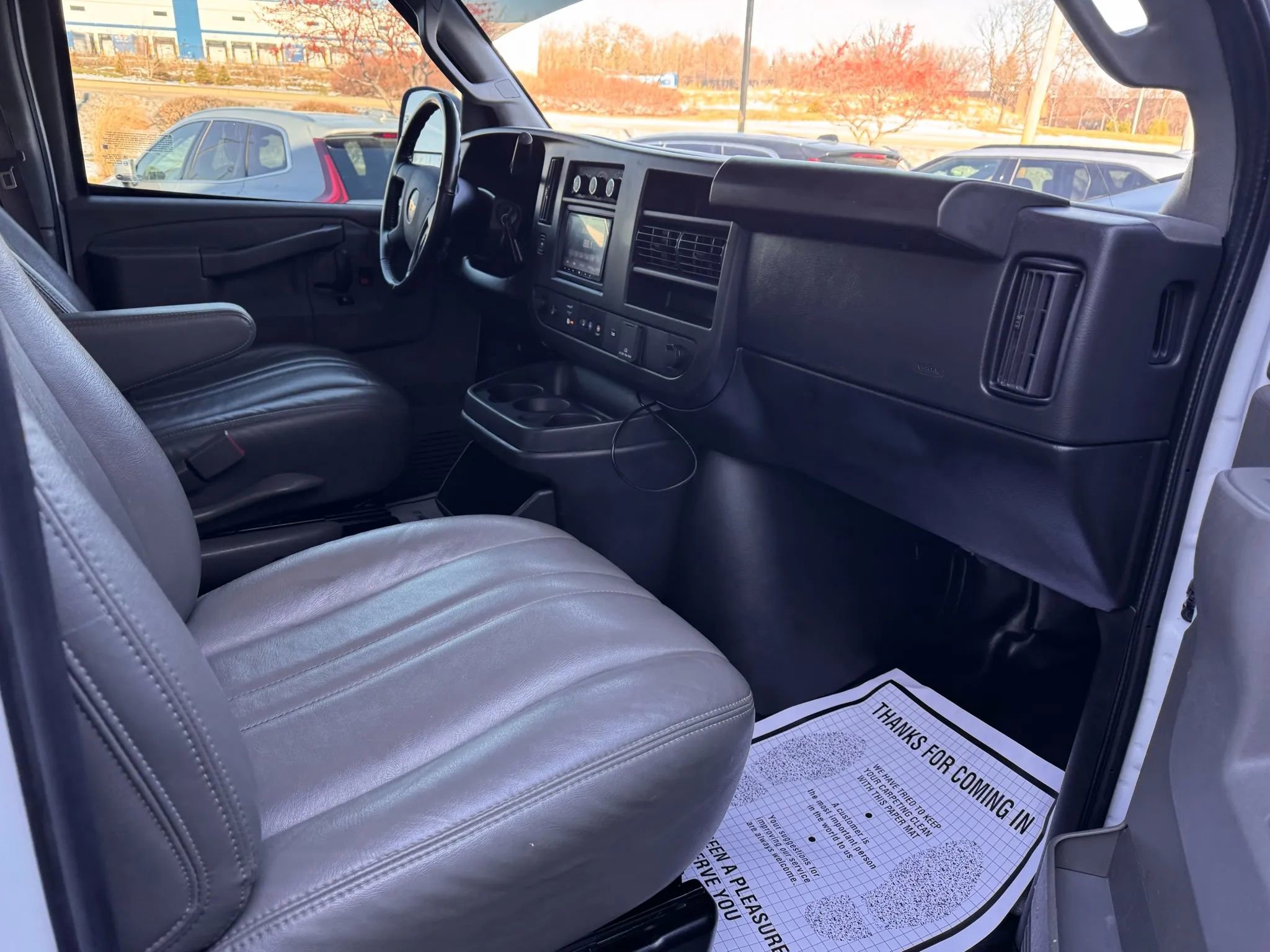 Used 2022 Chevrolet Express 2500 Extended w/ Driver Convenience Package image 11