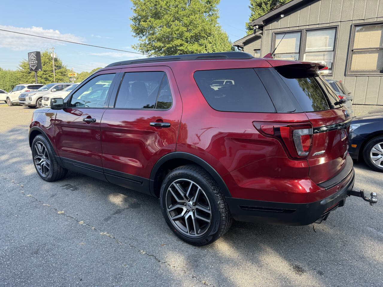 Used 2018 Ford Explorer Sport image 7