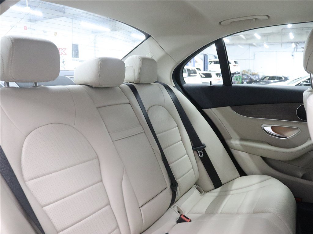 Used 2020 Mercedes-Benz C 300 4MATIC Sedan image 19