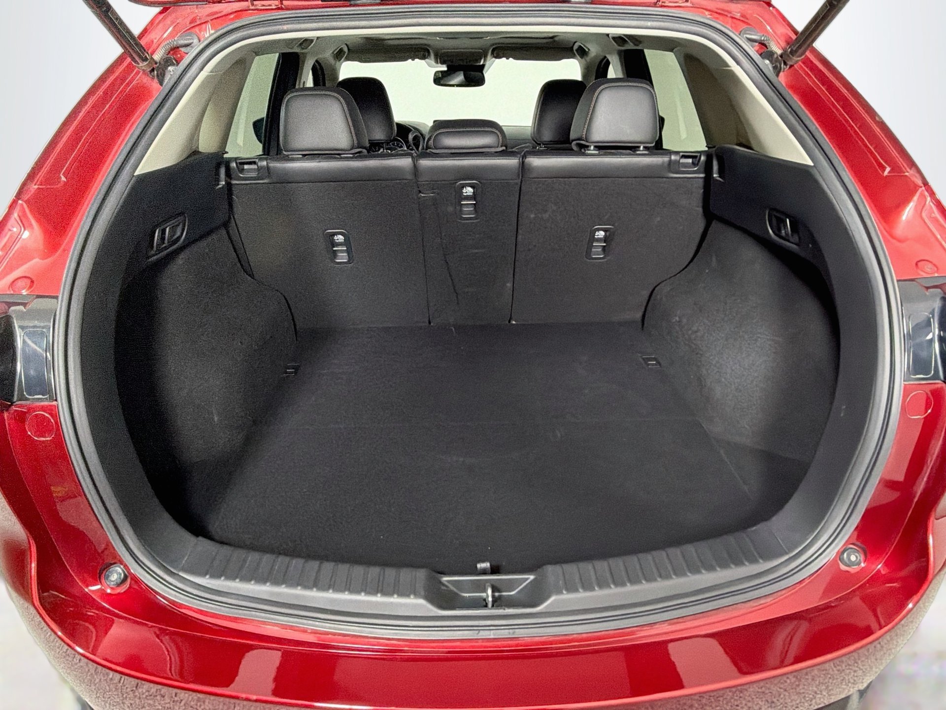 Used 2021 MAZDA CX-5 Touring w/ Touring Preferred SV Package FWD image 23