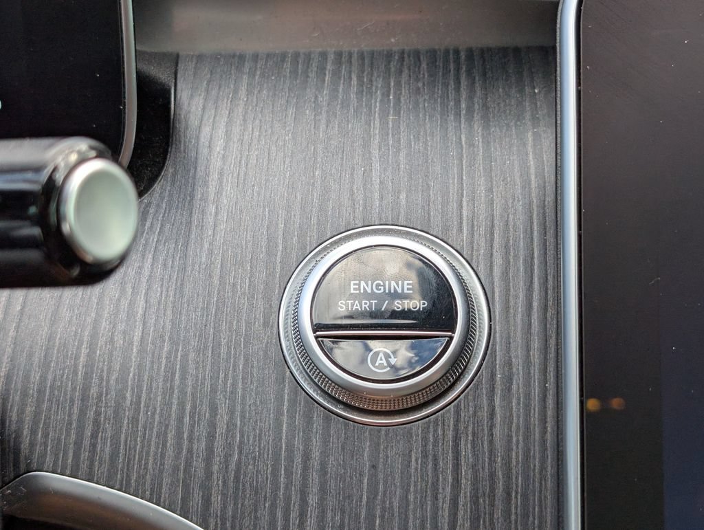 Certified 2023 Mercedes-Benz C 300 4MATIC Sedan image 20