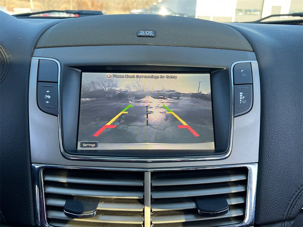 Used 2012 Lincoln MKT AWD image 21