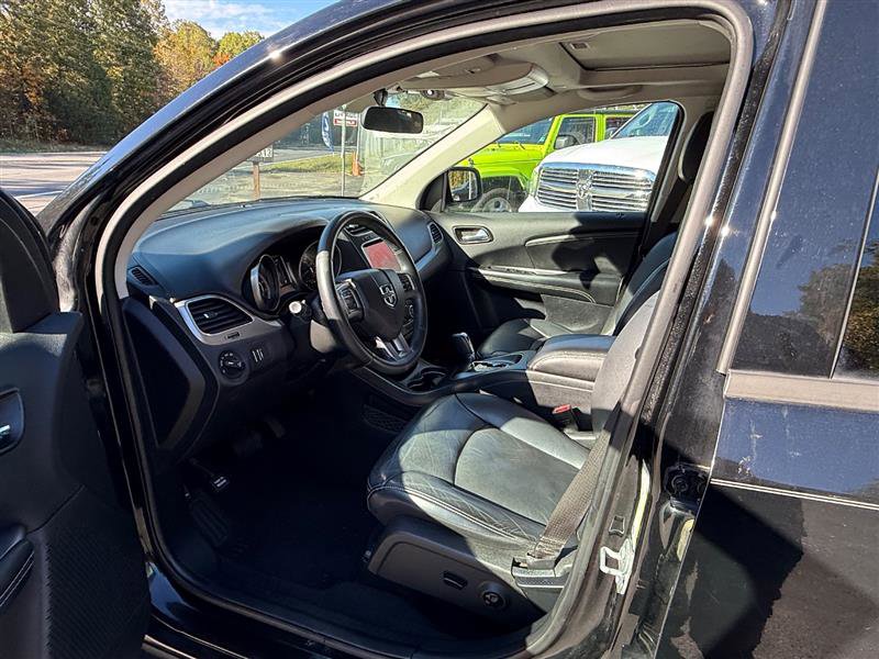 Used 2018 Dodge Journey Crossroad w/ Nav & Sun Group image 10