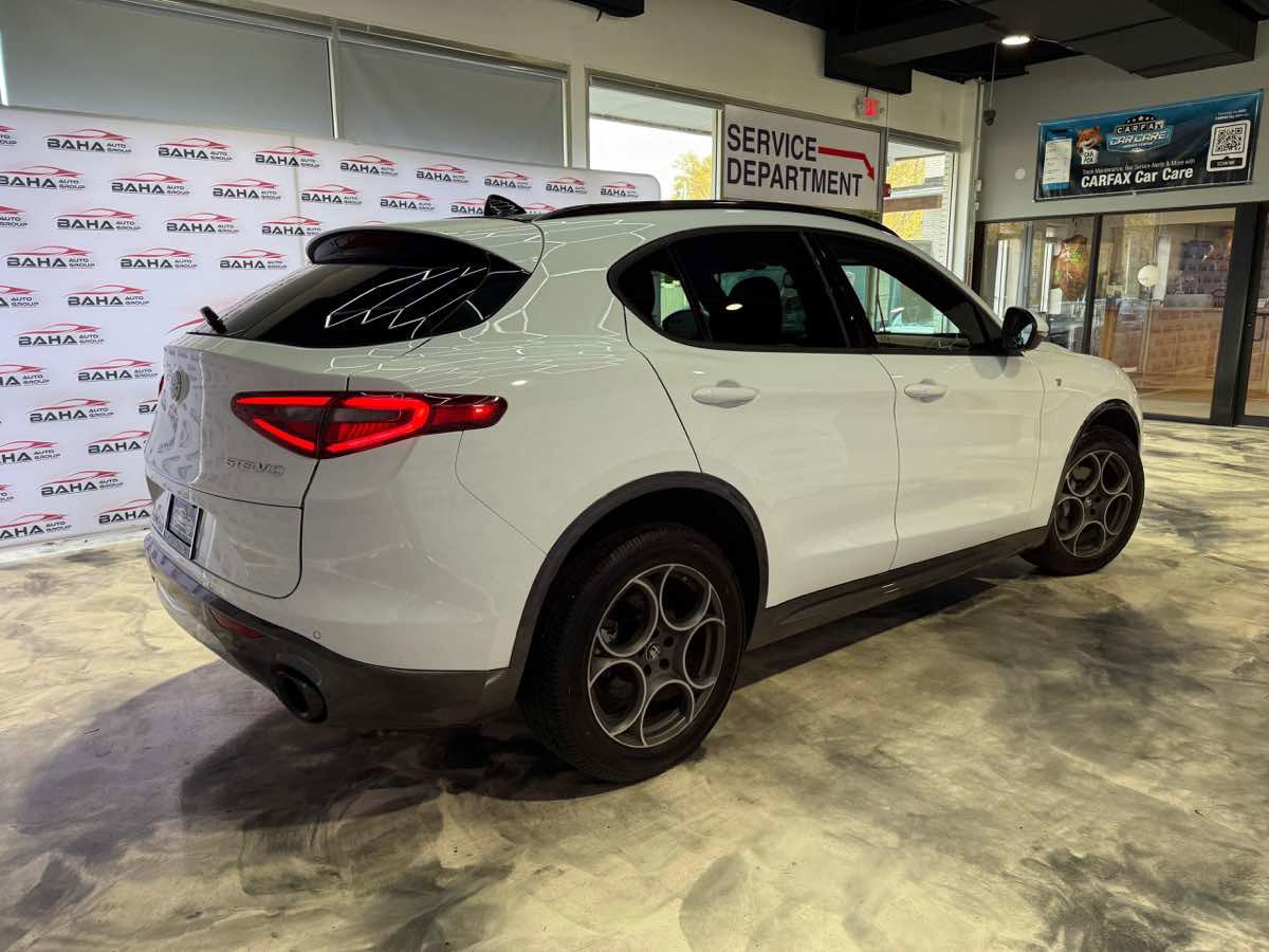 Used 2022 Alfa Romeo Stelvio Ti w/ Active Assist Plus Package image 5