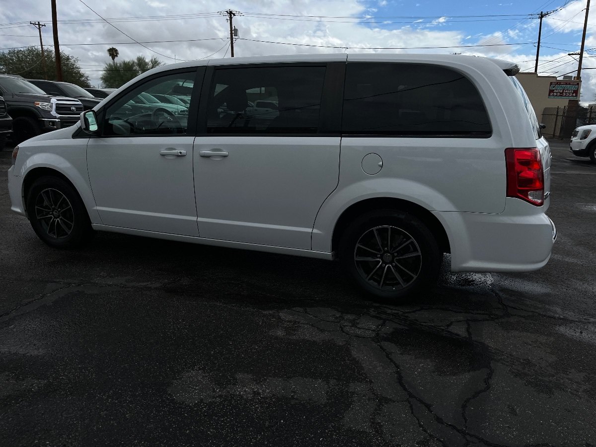 Used 2018 Dodge Grand Caravan SE FWD image 8