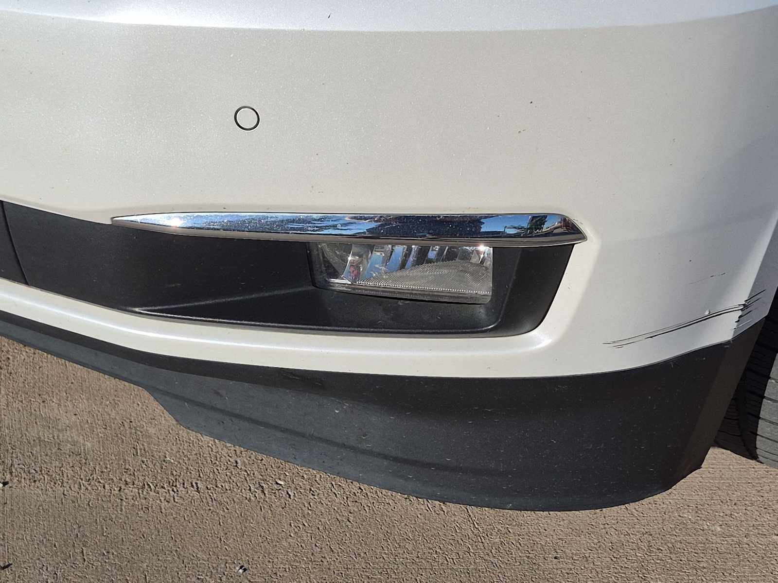 Used 2016 Chevrolet Suburban LTZ RWD image 18