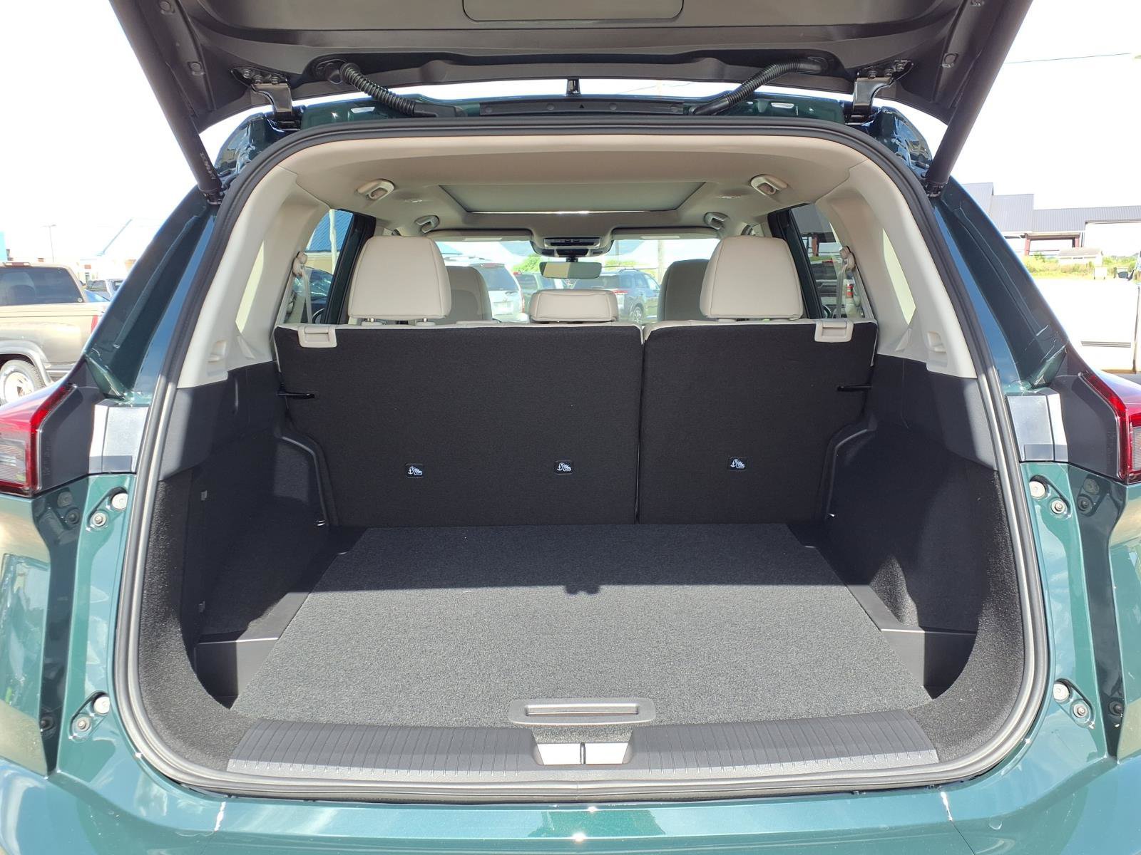 New 2026 Nissan Rogue Dark Armor FWD image 11