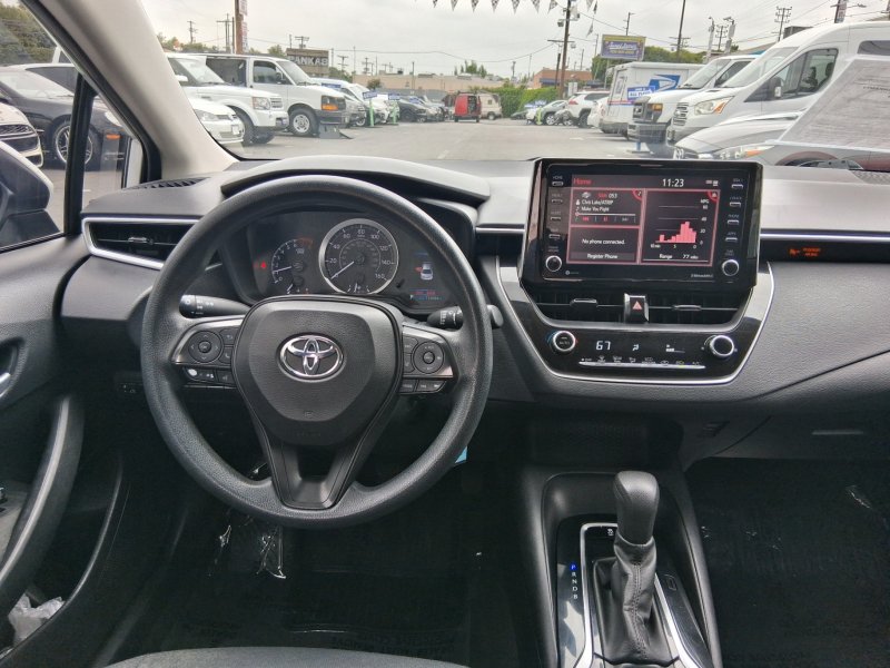 Used 2021 Toyota Corolla LE FWD image 11