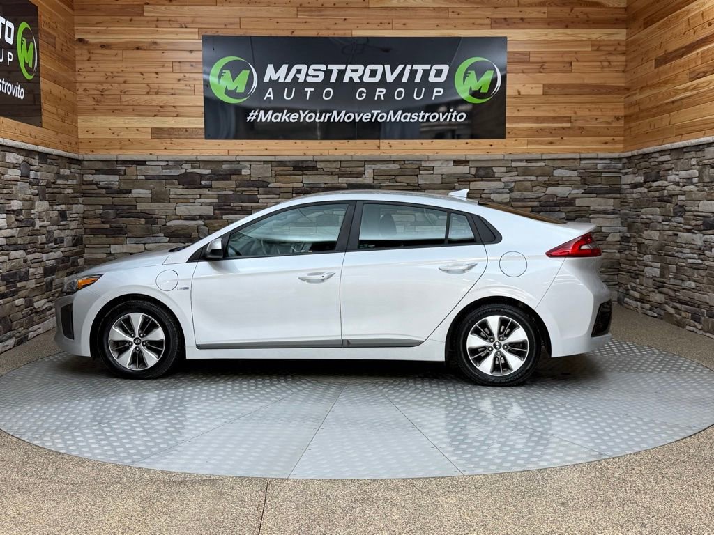 Used 2019 Hyundai Ioniq Plug-In Hybrid image 6