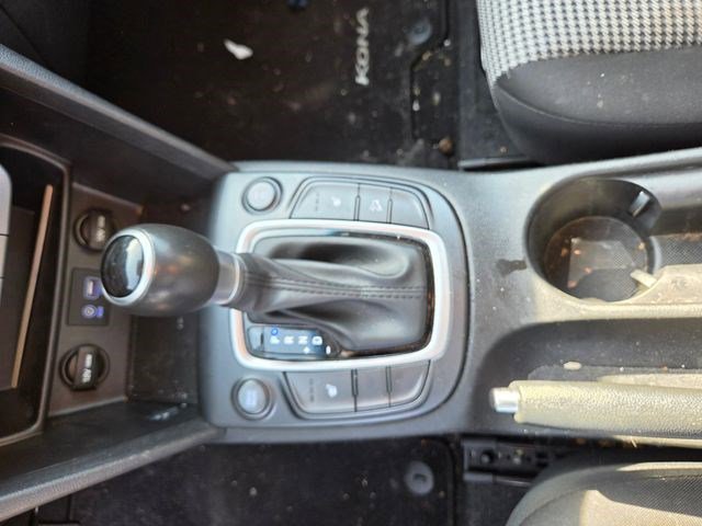 Used 2018 Hyundai Kona SEL image 7