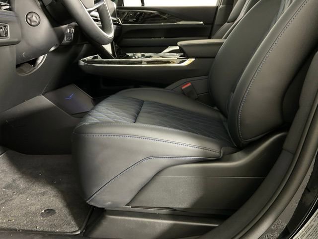 New 2025 Cadillac Escalade IQ Luxury 1 w/ Smart Trailering package image 31