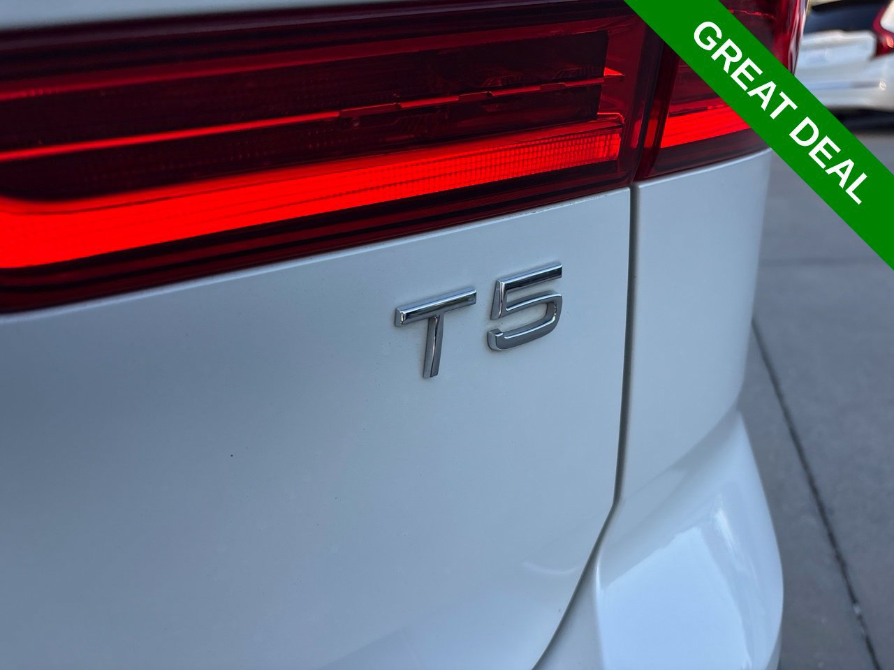 Used 2021 Volvo XC60 T5 Inscription w/ Advanced Package FWD image 11