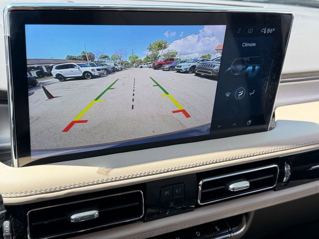 Certified 2022 Lincoln Nautilus FWD w/ Premium Package image 19