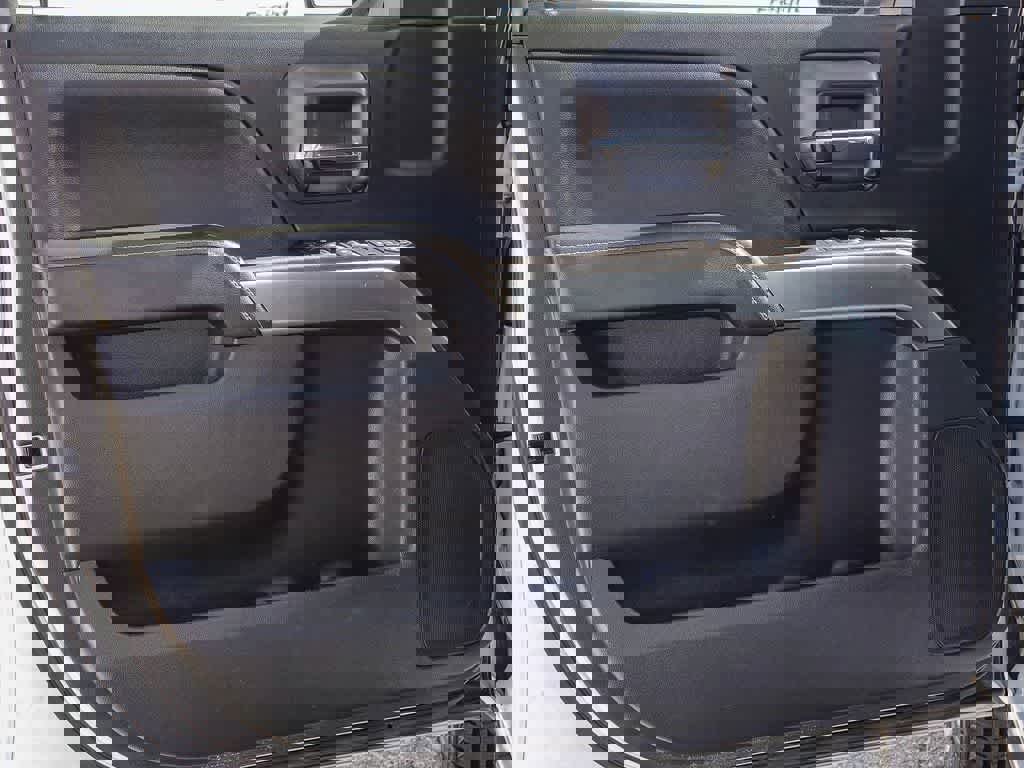 Used 2018 Chevrolet Silverado 1500 LT w/ All Star Edition image 19