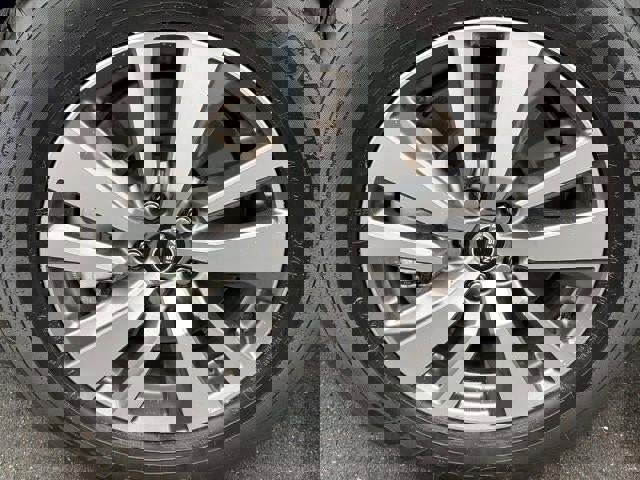 Used 2023 Nissan Pathfinder SL image 47