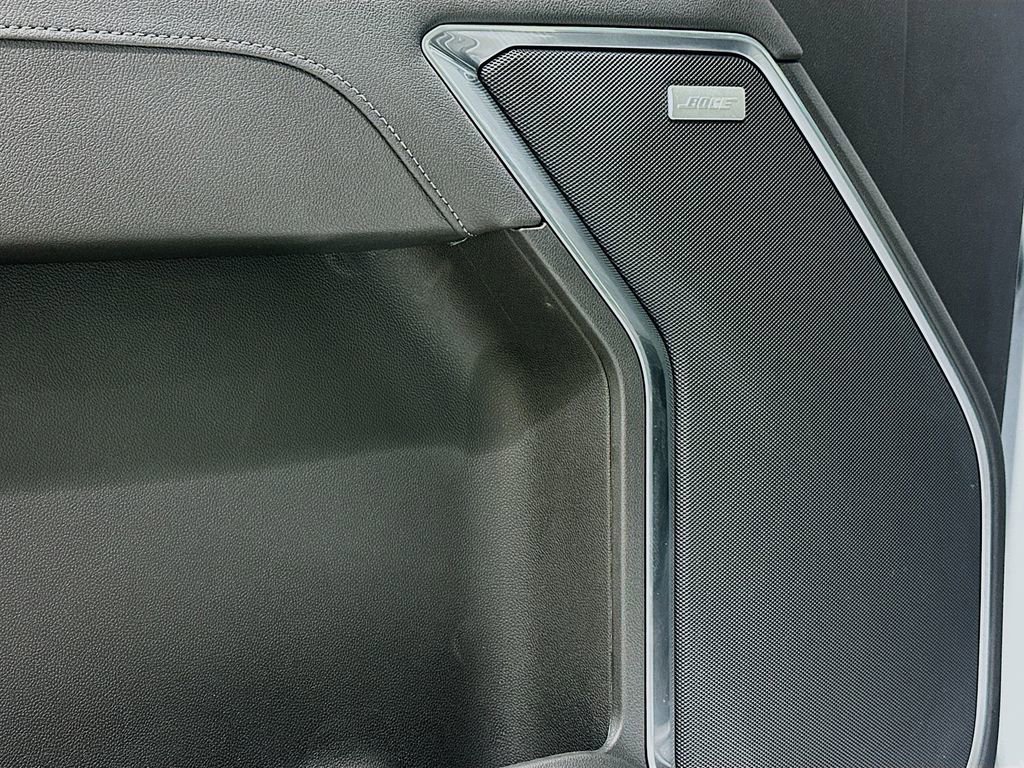 New 2026 GMC Sierra 3500 SLT w/ SLT Convenience Package image 19