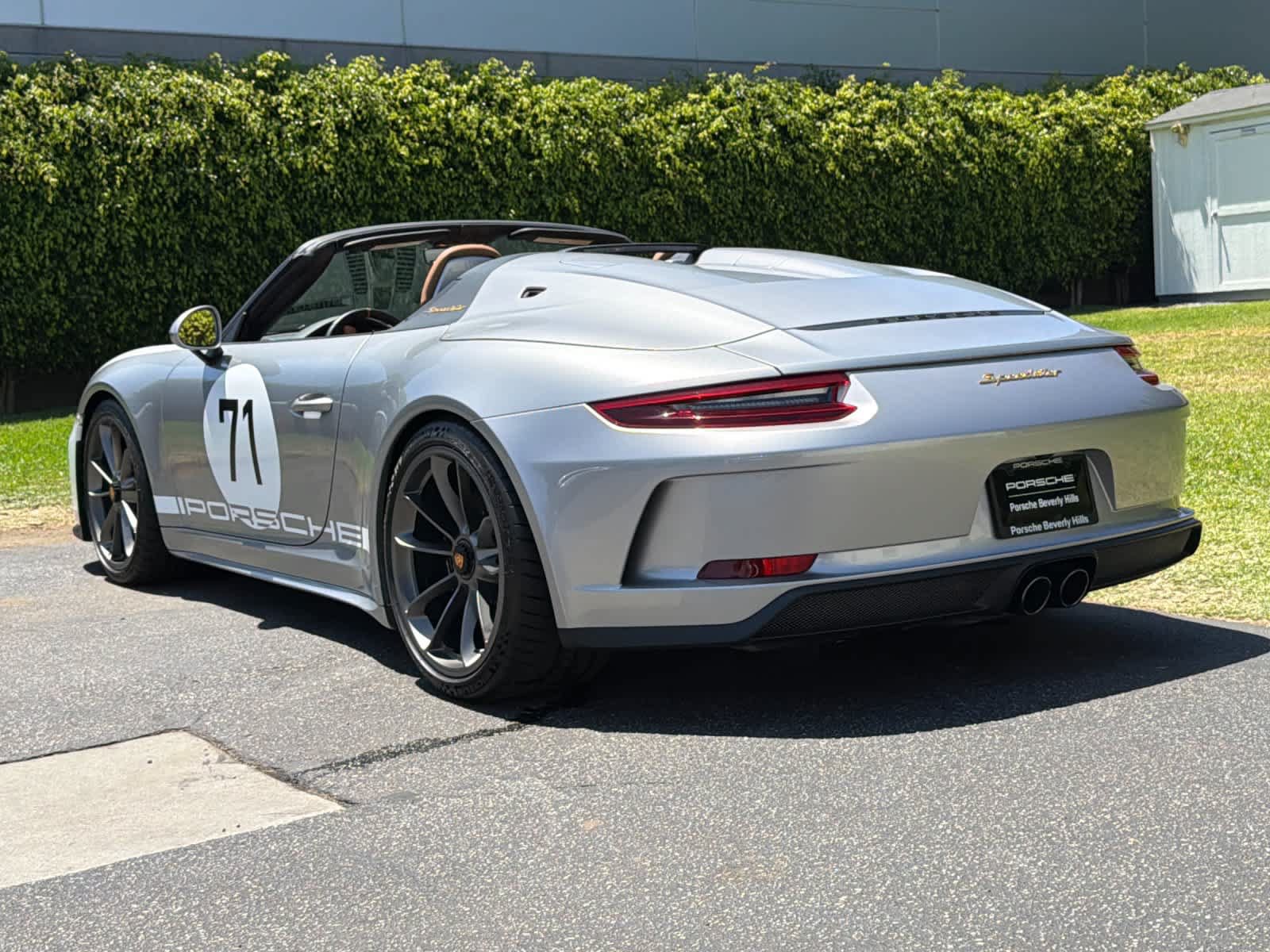 Used 2019 Porsche 911 Speedster RWD image 3