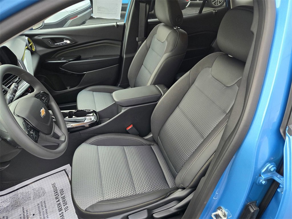 New 2026 Chevrolet Trax LT image 6