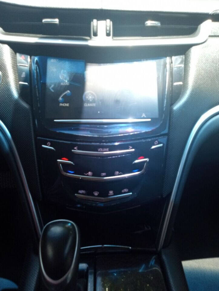 Used 2017 Cadillac XTS image 31