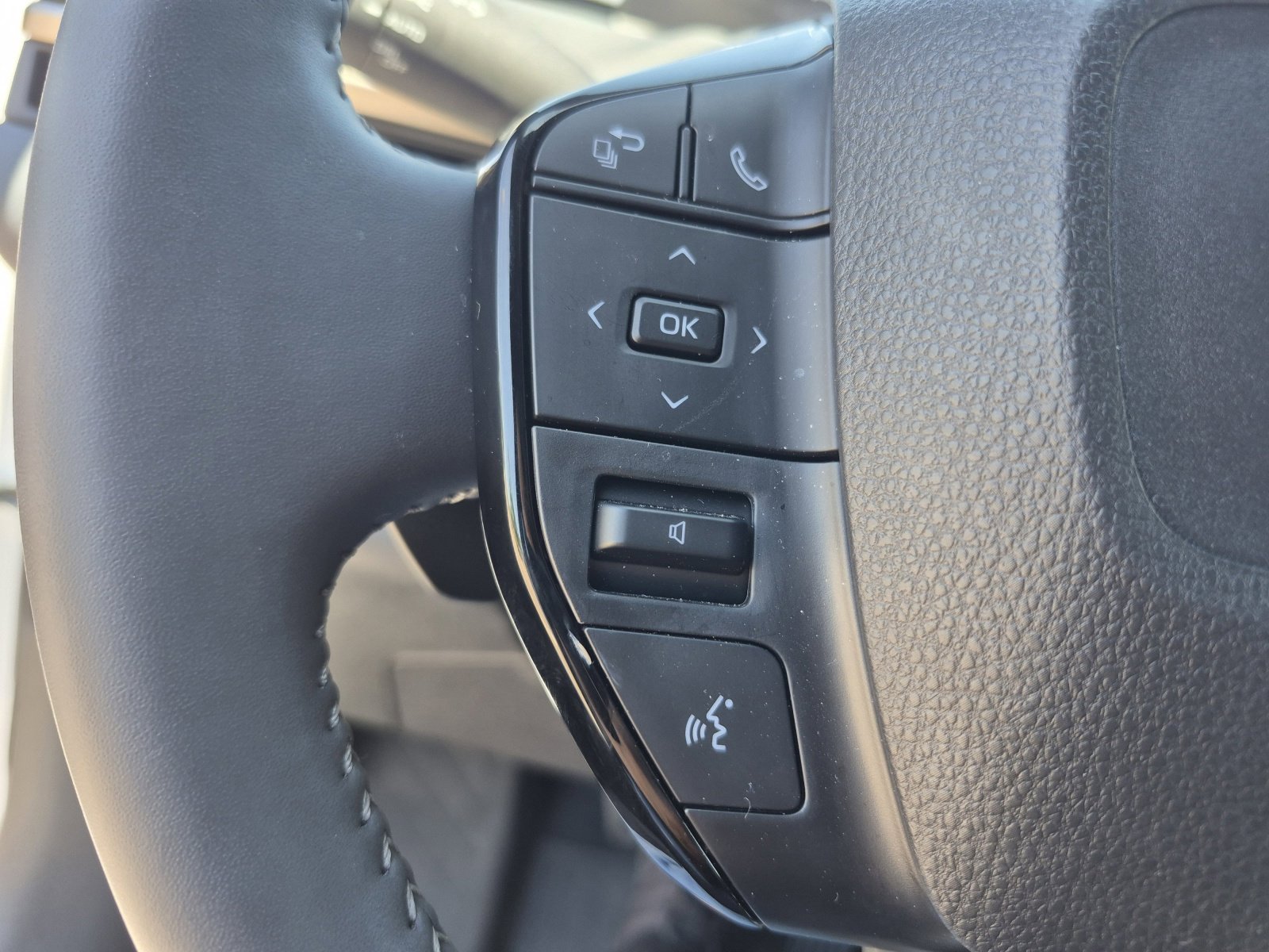 Certified 2026 Toyota bZ AWD/4WD image 25
