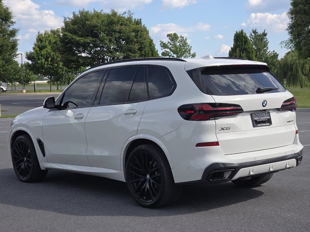 Used 2026 BMW X5 xDrive40i w/ M Sport Package AWD/4WD image 6