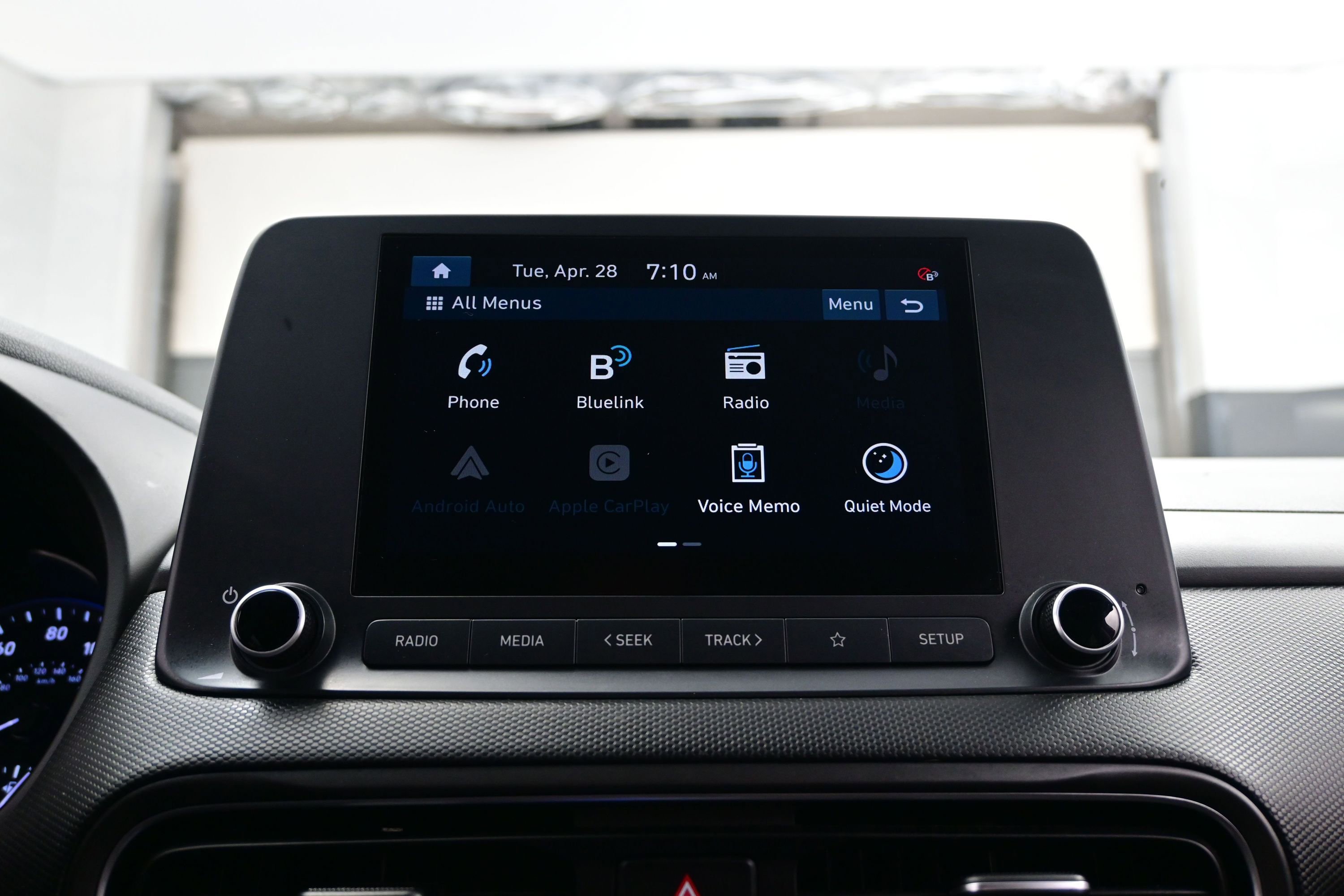 Certified 2022 Hyundai Kona SEL AWD/4WD image 18
