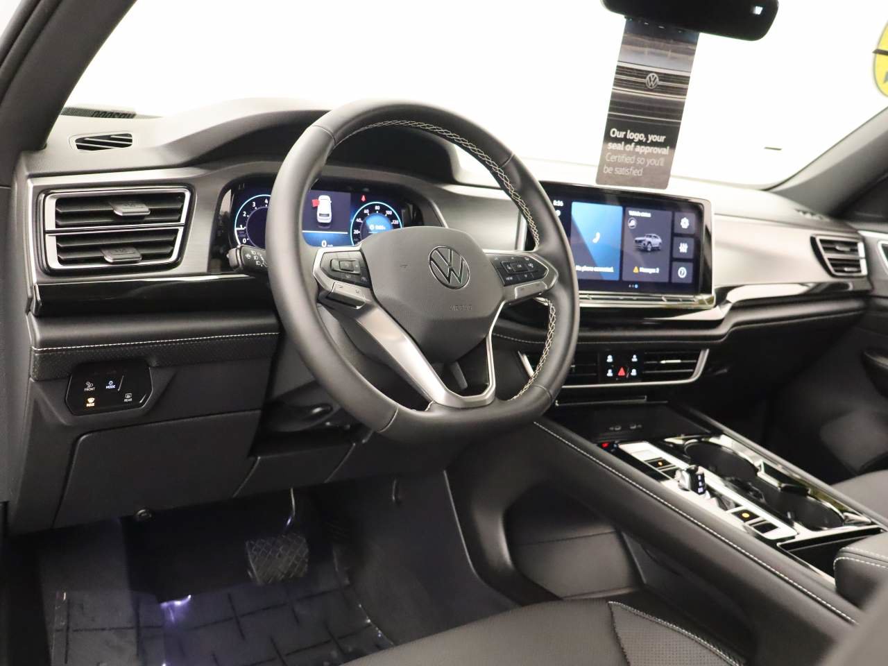 Certified 2026 Volkswagen Atlas Cross Sport SE FWD image 15