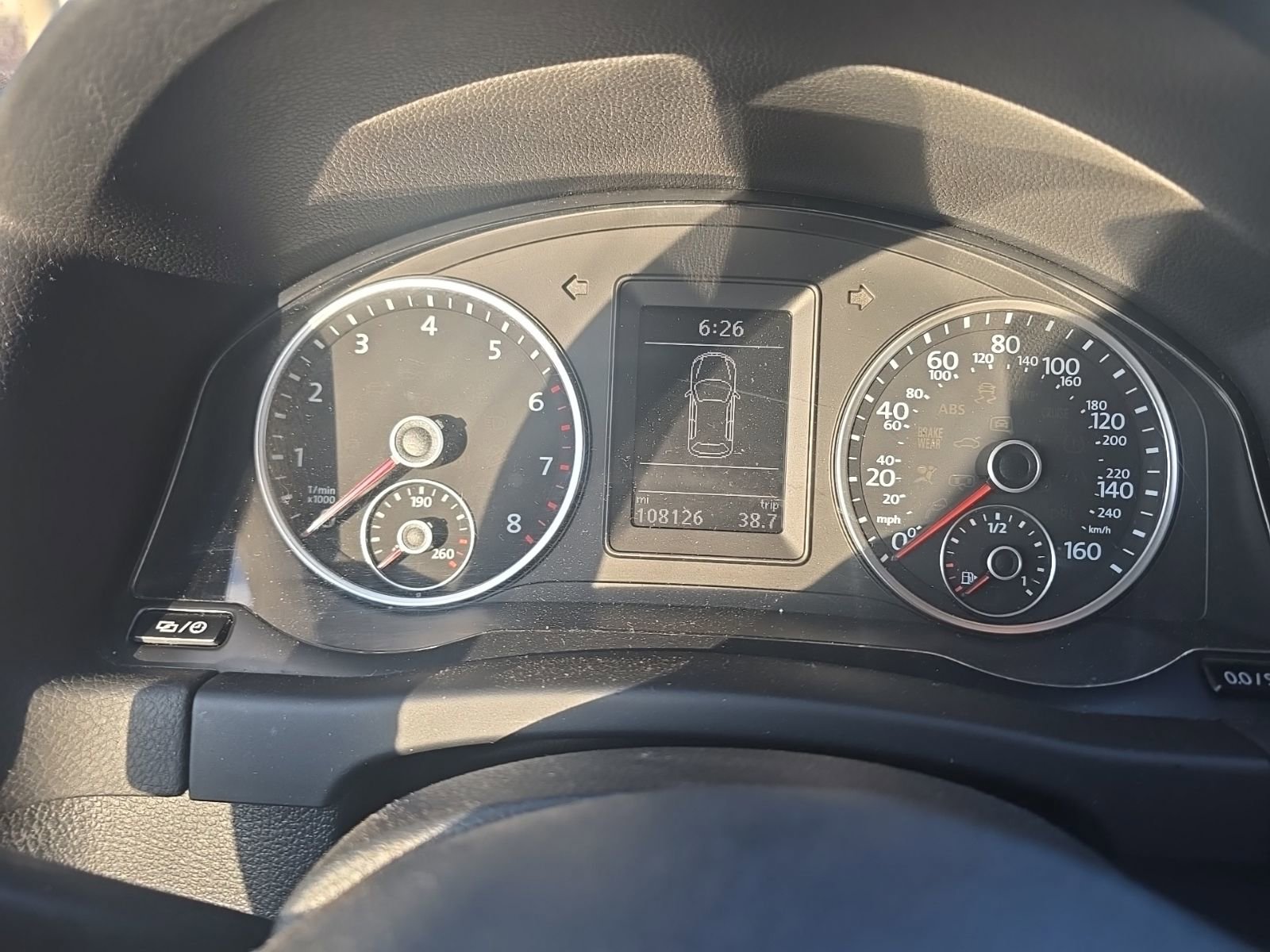 Used 2018 Volkswagen Tiguan Limited image 7