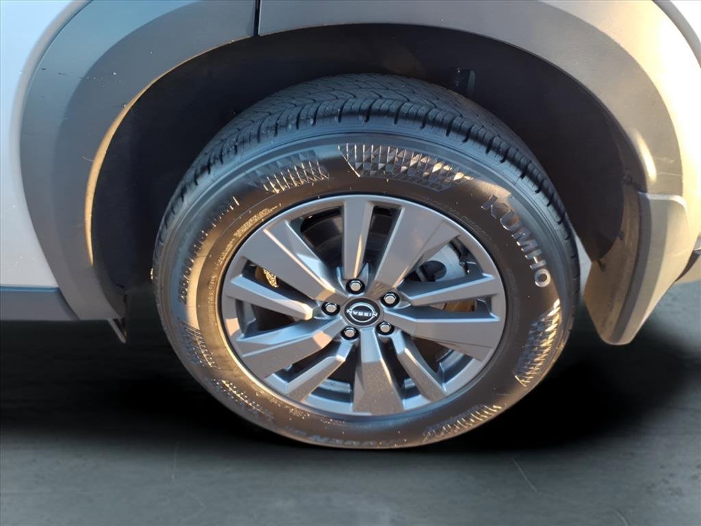 Used 2024 Nissan Pathfinder S w/ Cargo Package image 5