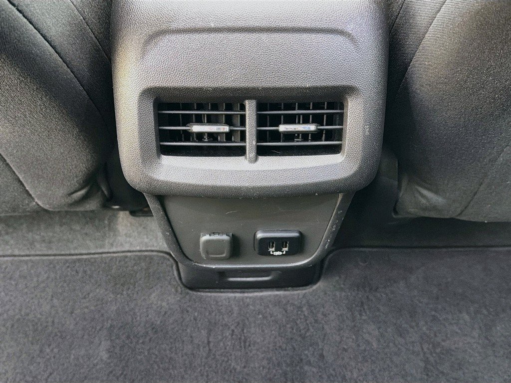 Used 2018 Chevrolet Equinox LT w/ Sun & Infotainment Package FWD image 40
